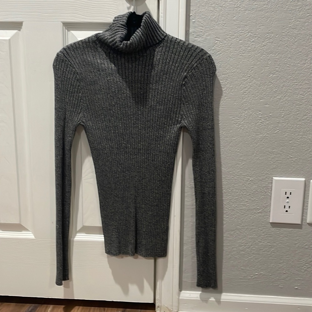 Express grey rubbed turtleneck size S